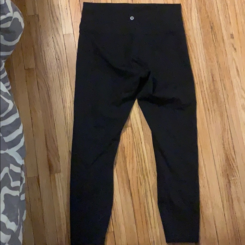 7/8 lululemon black leggings